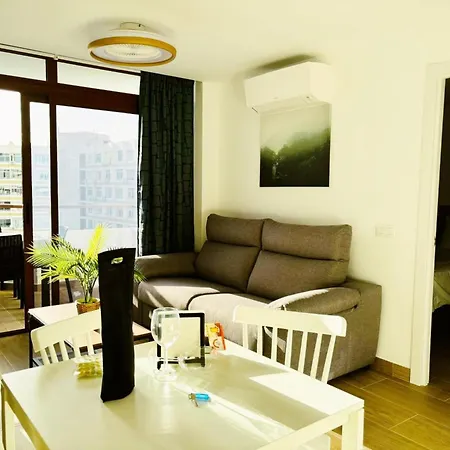 Milu * Playa del Inglés